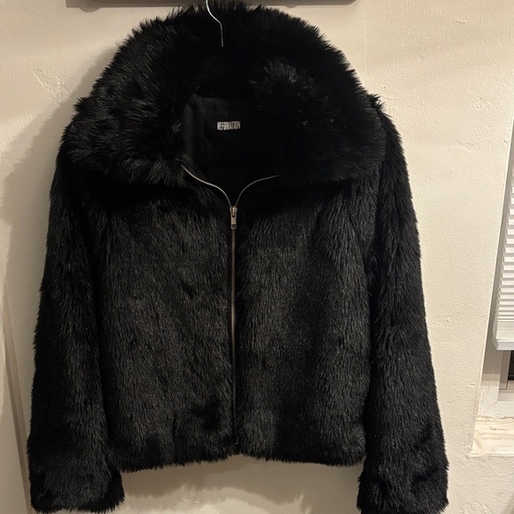 Reformation Jackets & Blazers - Reformation XS Teddy Jacket 100% Viscose